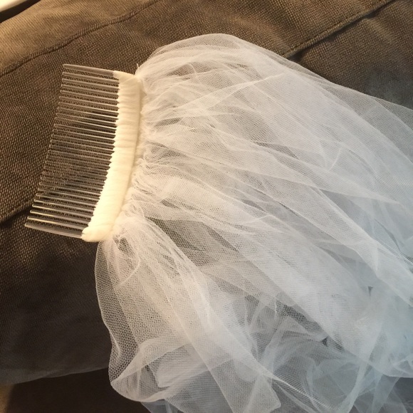 Bridal veil - Picture 3 of 7